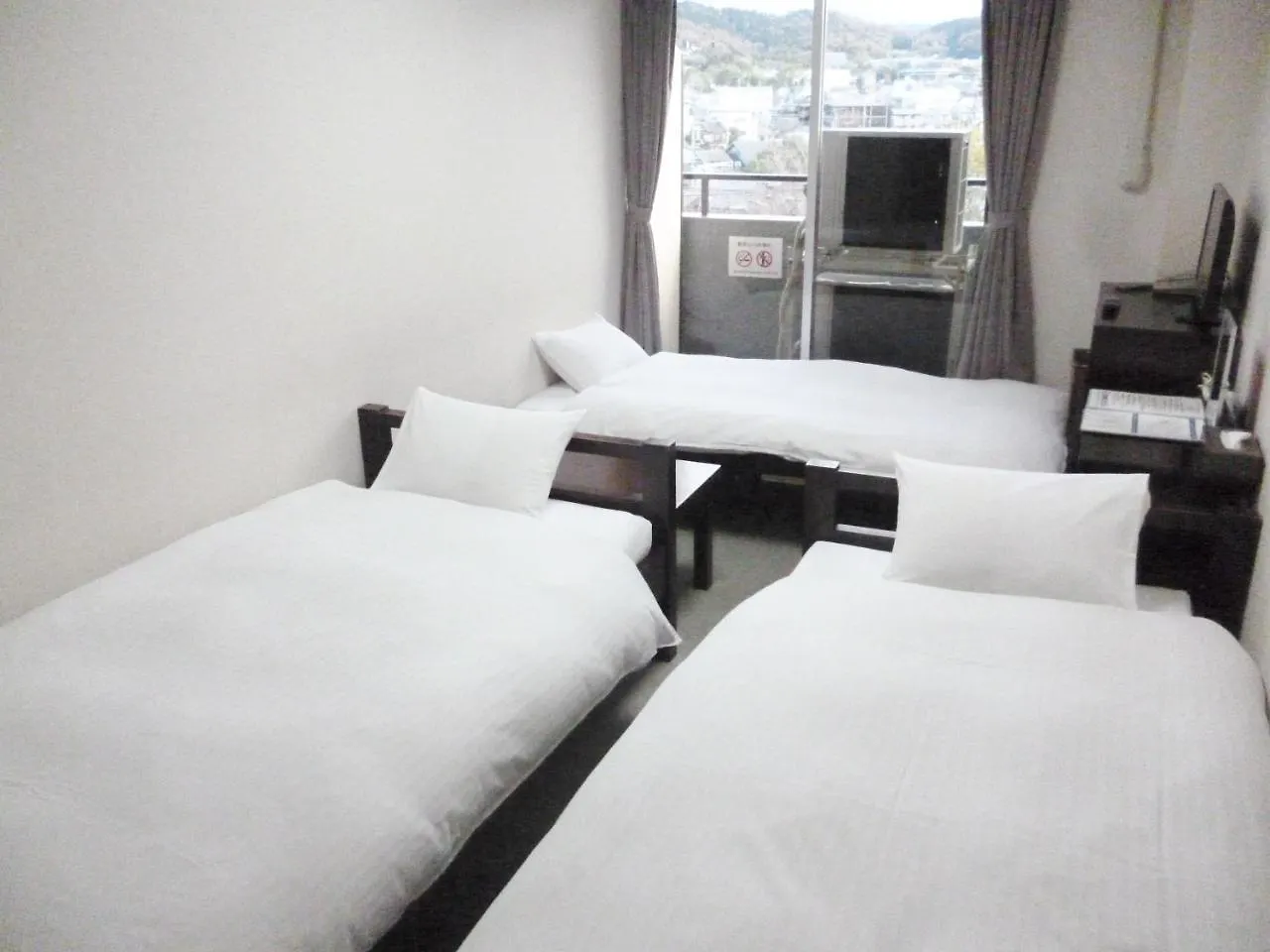 Econo-Inn Kyoto Hotel